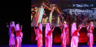Uşak'ta Maarif Halk Dansları Topluluğu'ndan Ruz-ı Hızır Gösterisi