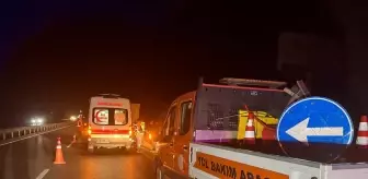 Lastiği Patlayan Kamyona Çarpan Motosiklet Sürücüsü Hayatını Kaybetti