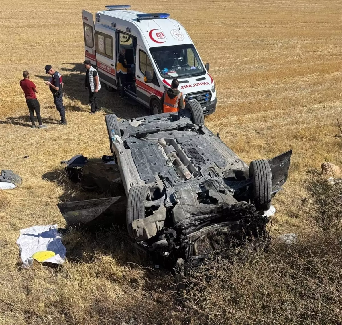 Uşak'ta Otomobil Devrildi: 2 Yaralı