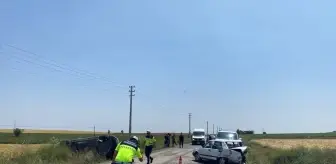 Uşak'ta Otomobil ile Cip Çarpıştı: 5 Yaralı