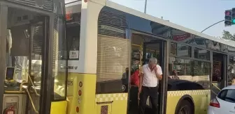 Üsküdar'da Işıkta Duramayan İETT Otobüsü Kazaya Neden Oldu