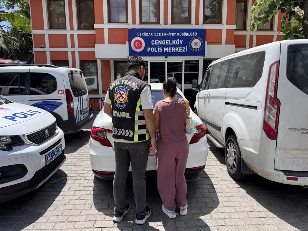 Üsküdar'da Ters Yönde Araç Kullanan Sürücüye Ceza