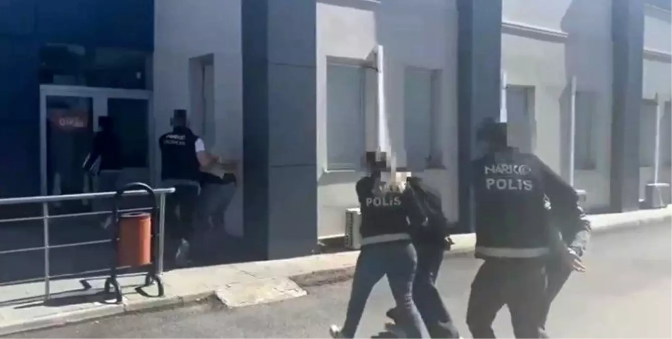 Erzincan'da Uyuşturucu Operasyonu: 12 Kilo Skunk Ele Geçirildi