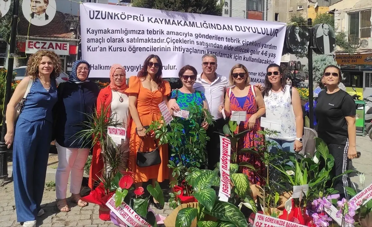 Uzunköprü Kaymakamı Öğrencilere Destek İçin Tebrik Çiçeklerini Satışa Çıkardı