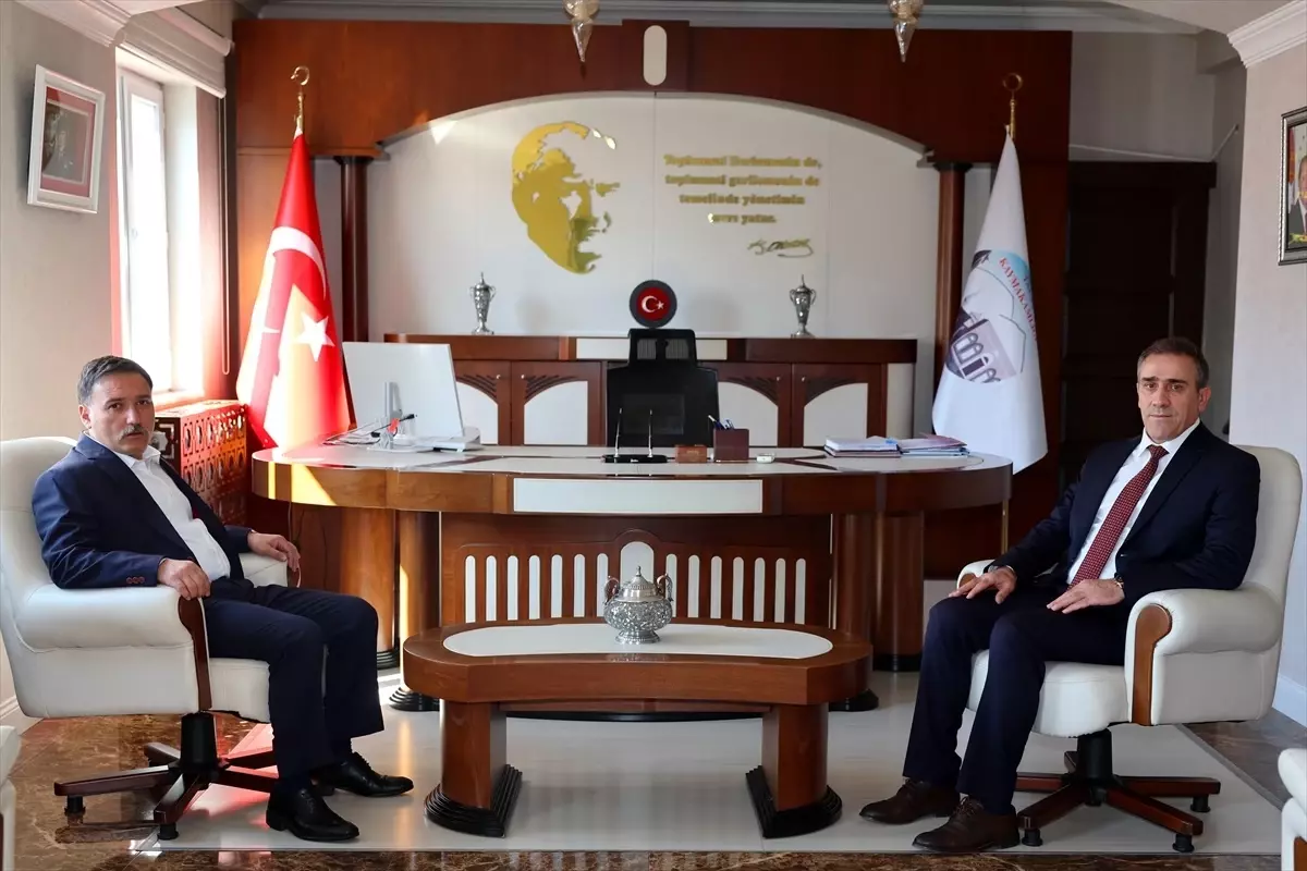 Vali Gökmen Çiçek'ten Talas Kaymakamlığı ve SGK Ziyareti