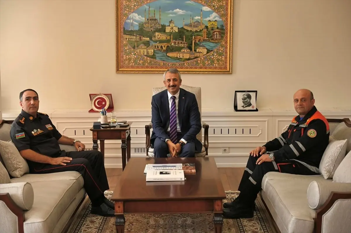Edirne Valisi Yunus Sezer, Azerbaycan Heyetini Kabul Etti