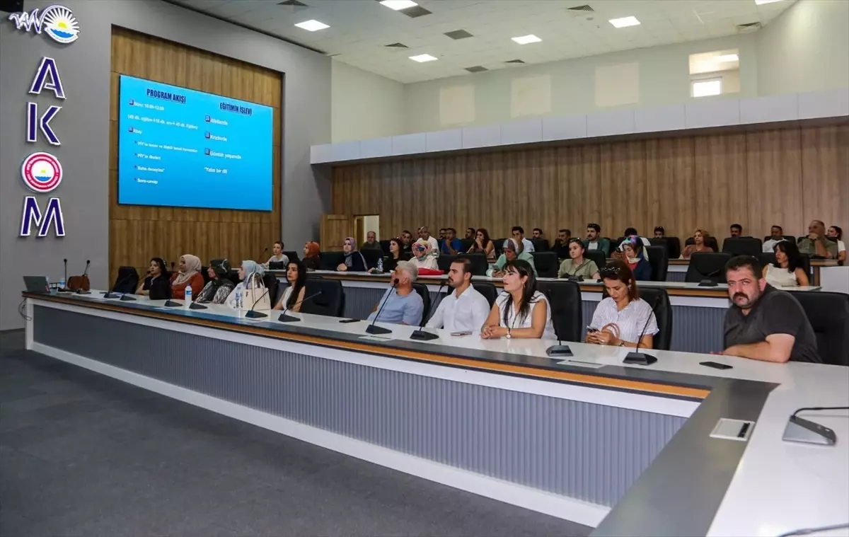 Van Büyükşehir Belediyesi'nden Personeline Psikolojik İlk Yardım Eğitimi