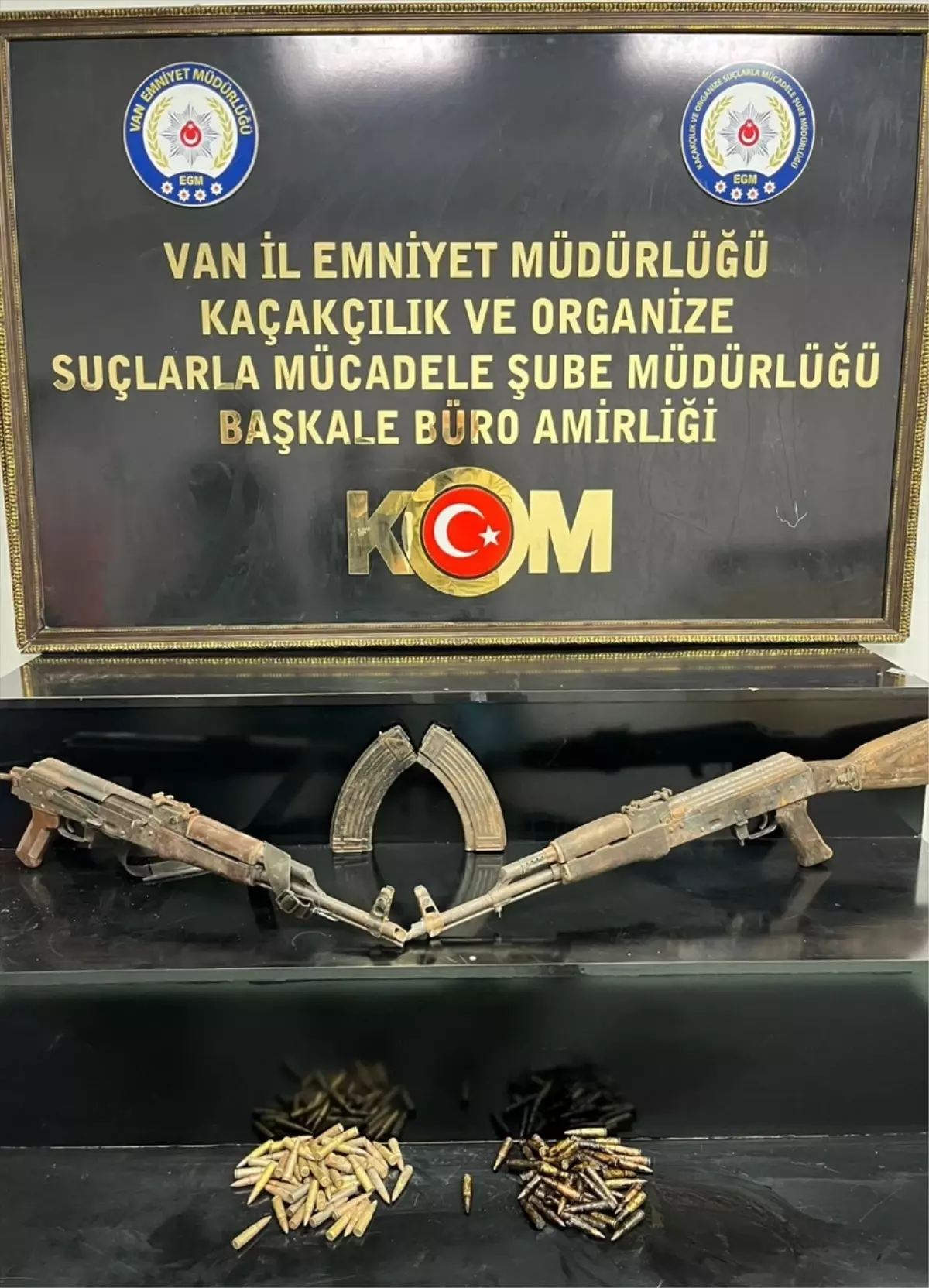 Van'da Kaçakçılık Operasyonu: Çok Sayıda Malzeme Ele Geçirildi