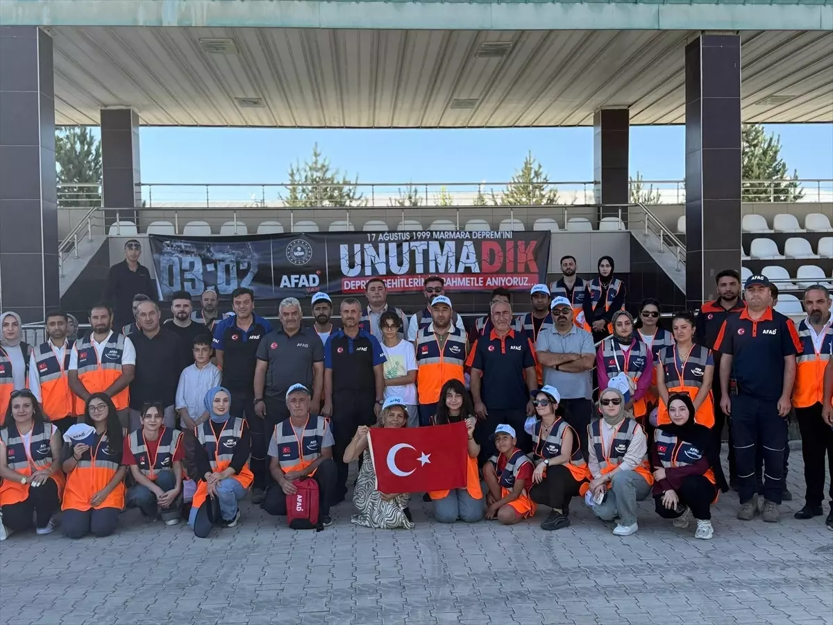Marmara Depremi'nin 26. Yılı Van'da Anma Programı ile Kutlandı