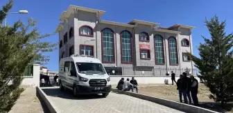 Van'da Silahlı Saldırı: Anne ve İki Oğlunun Cenazeleri Toprağa Verildi