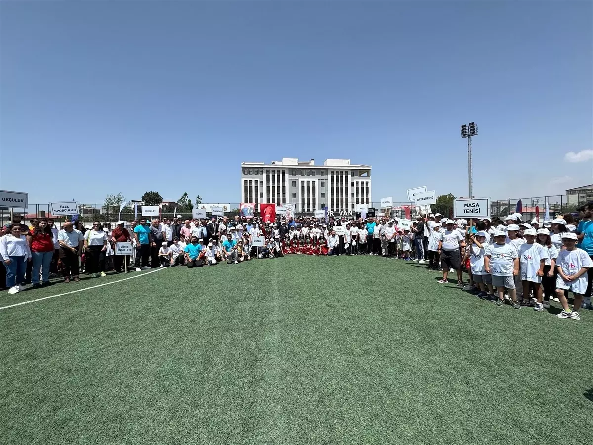 Van'da Yaz Spor Okulları Faaliyetlerine Başladı