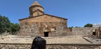 Akdamar Adası, Van Gölü'nün Gözde Turistik Noktası