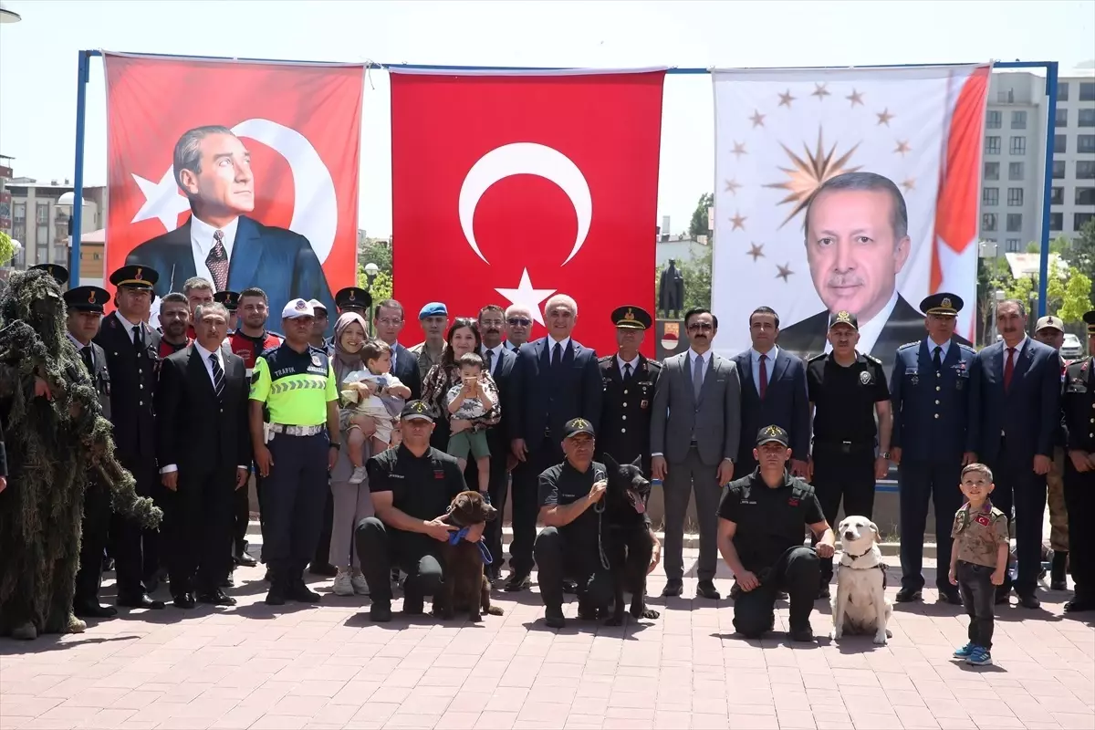 Van, Hakkari ve Muş'ta Jandarma Teşkilatının 186. kuruluş yıl dönümü kutlandı