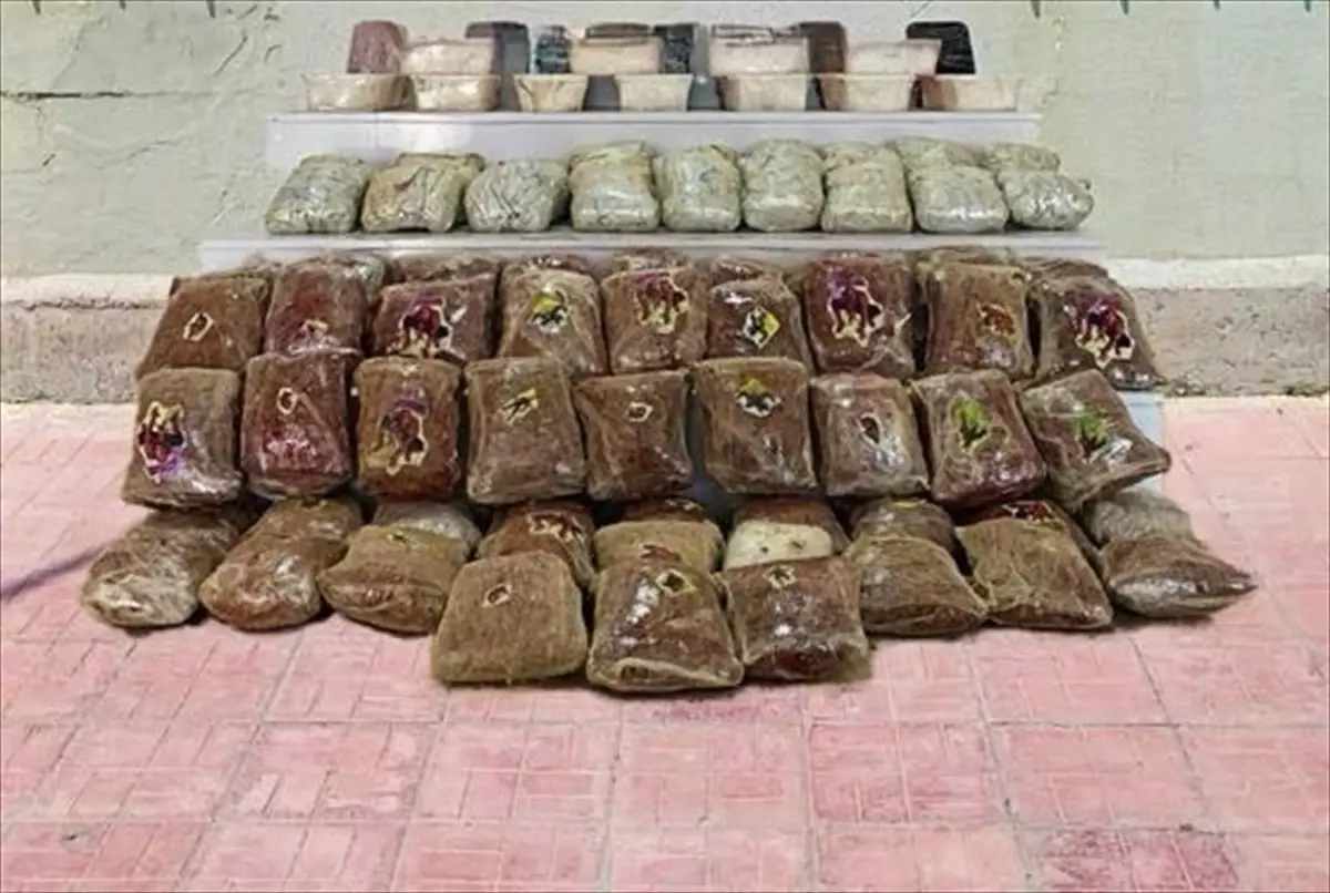Van Hudut Hattında 87 Kilogram Uyuşturucu Ele Geçirildi