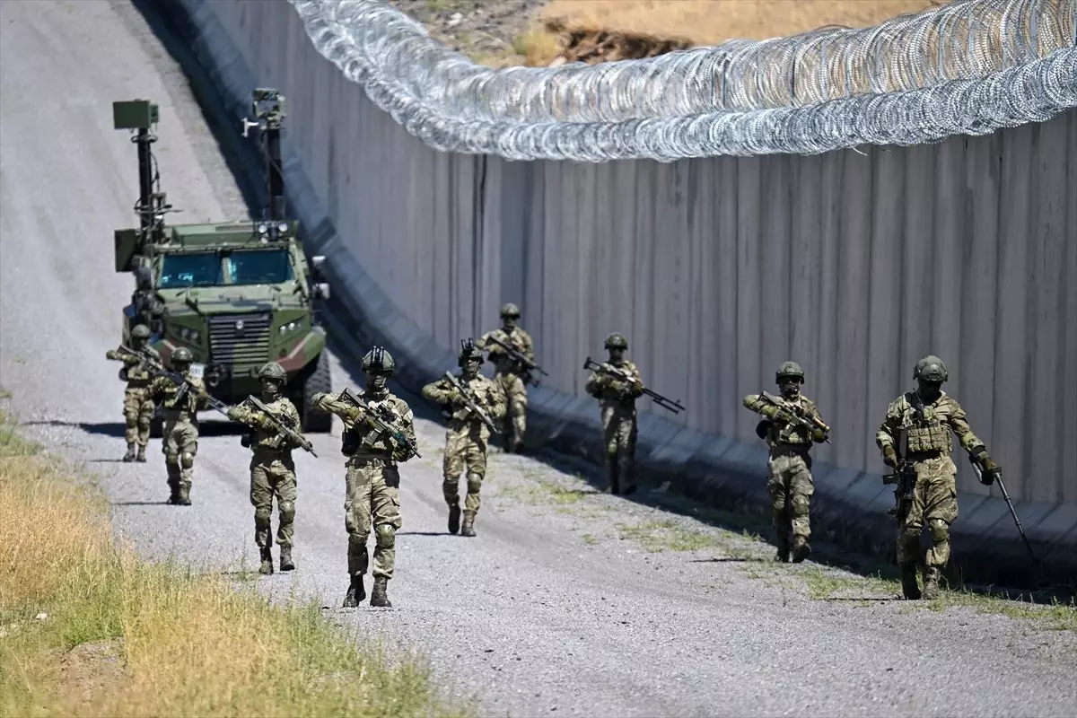 Van'da İran Sınırına Güvenlik Duvarı Tamamlandı
