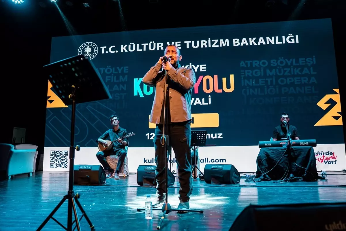 Van Kültür Yolu Festivali Renkli Etkinliklerle Devam Ediyor