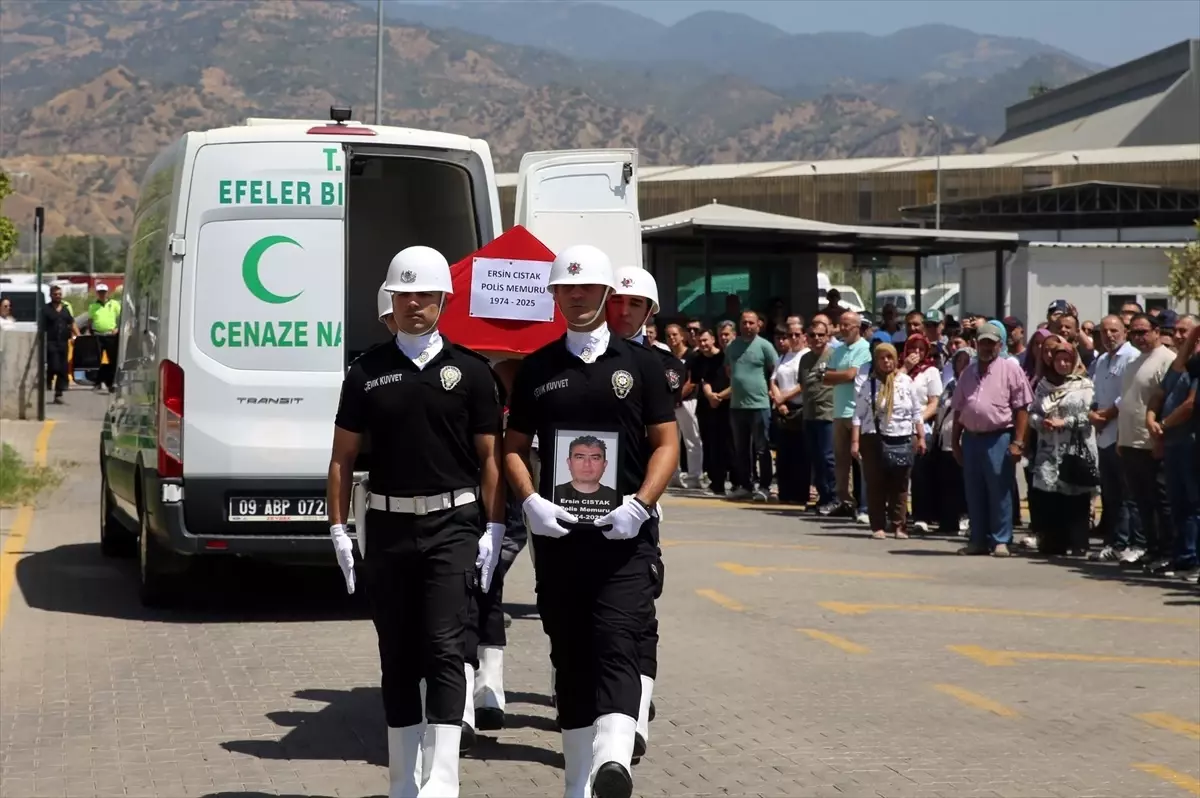Kalp Krizi Nedeniyle Hayatını Kaybeden Polis Memuru İçin Tören Düzenlendi