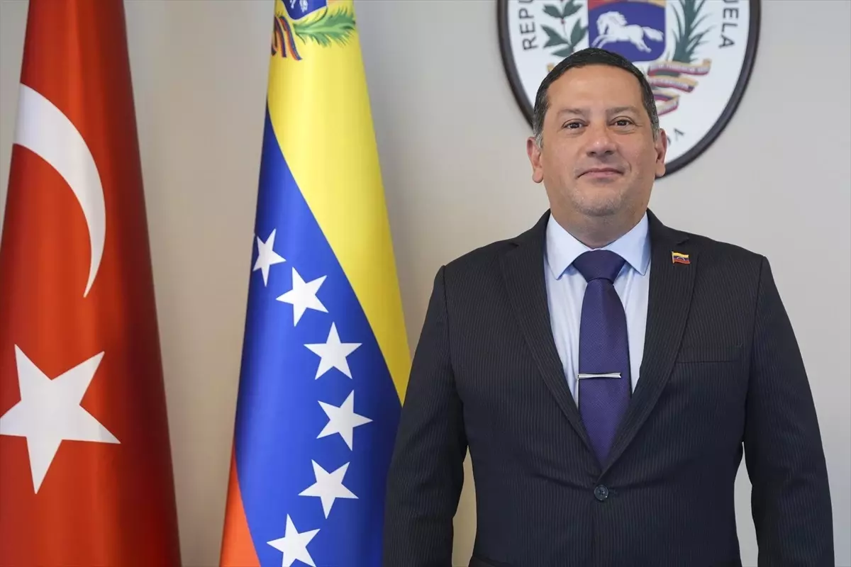 Venezuela'nın Ankara Büyükelçisi, ABD'nin uyuşturucuyla mücadeleyi "işgal" için sav olarak kullandığını söyledi Açıklaması