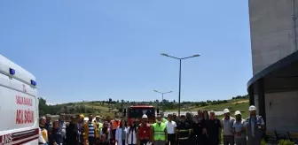 Vezirköprü Ağız ve Diş Sağlığı Merkezi'nde Yangın Eğitimi ve Tatbikat Gerçekleştirildi