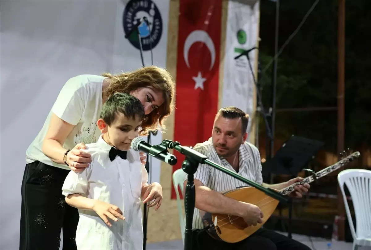 Vezirköprü'de engelli bireyler ve aileleri bir araya geldi