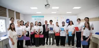 Yabancı Öğrenciler Türkçe Yaz Okulunda Yöresel Şarkılarla Eğleniyor