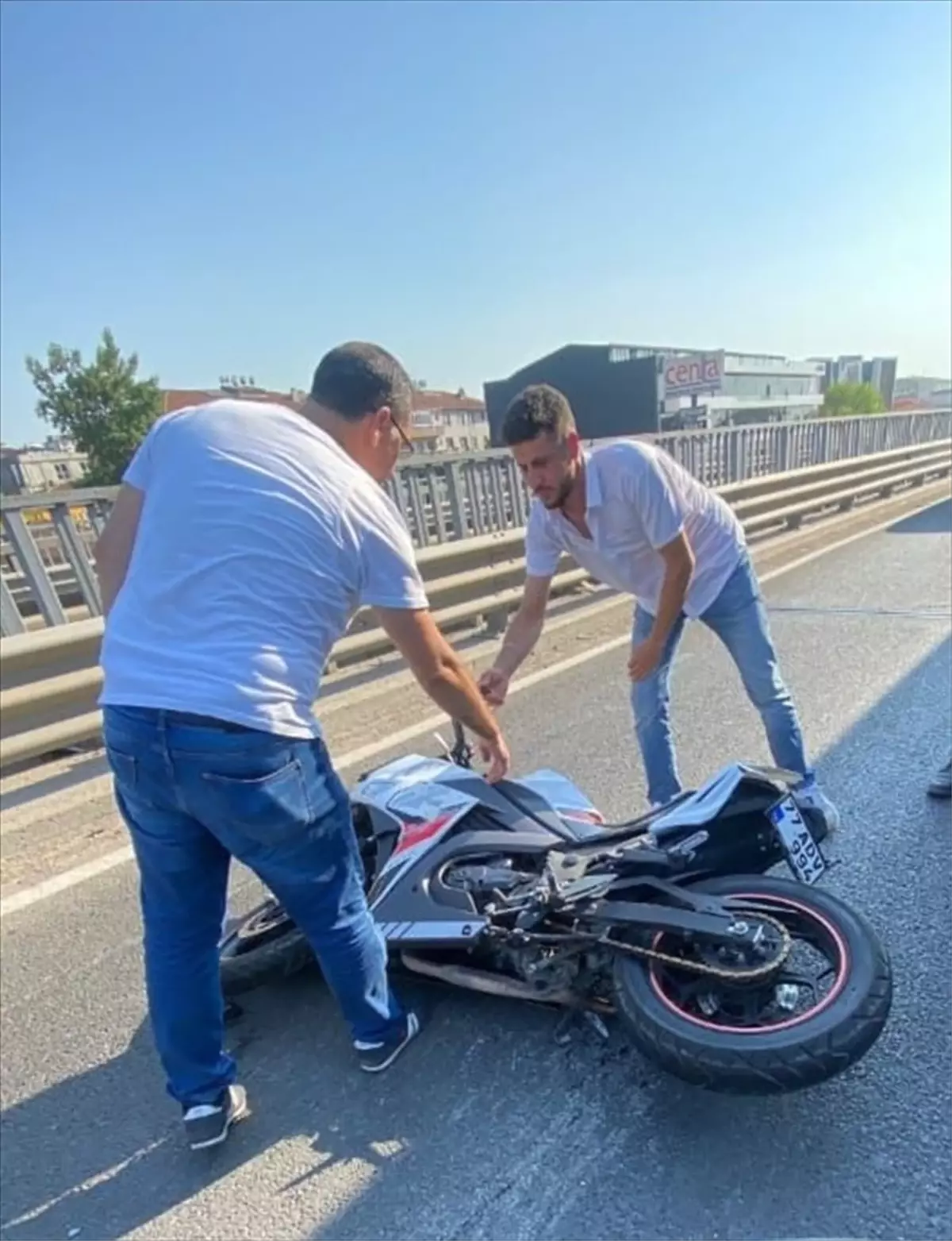 Yalova'da Motosiklet Kazası: Genç Sürücü Hayatını Kaybetti