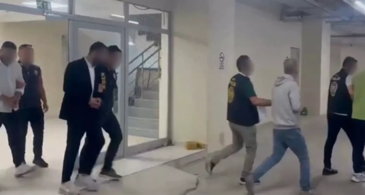 Sosyal Medya Dolandırıcılarına Operasyon: Tutuklu Sayısı 10'a Yükseldi