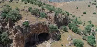Yaşamın ilk izlerinin araştırıldığı mağarada Paleolitik Çağ'a ait yeni buluntulara ulaşıldı