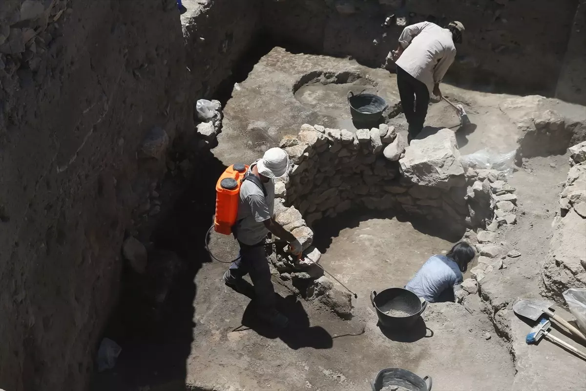 Kahramanmaraş'ta Geç Tunç Çağı'na Ait Önemli Buluntular