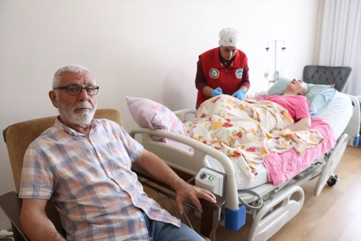 Ali İhsan Kılıçer'in Eşine Olan Destanı: 10 Yıldır Yalnız Bırakmıyor