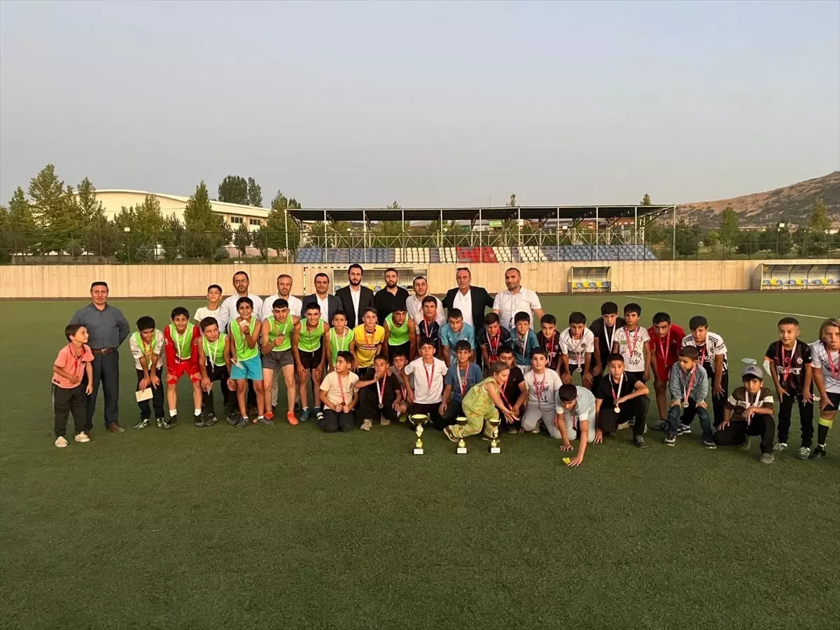 Güroymak'ta Yaz Kur'an Kursu Futbol Turnuvası Sona Erdi