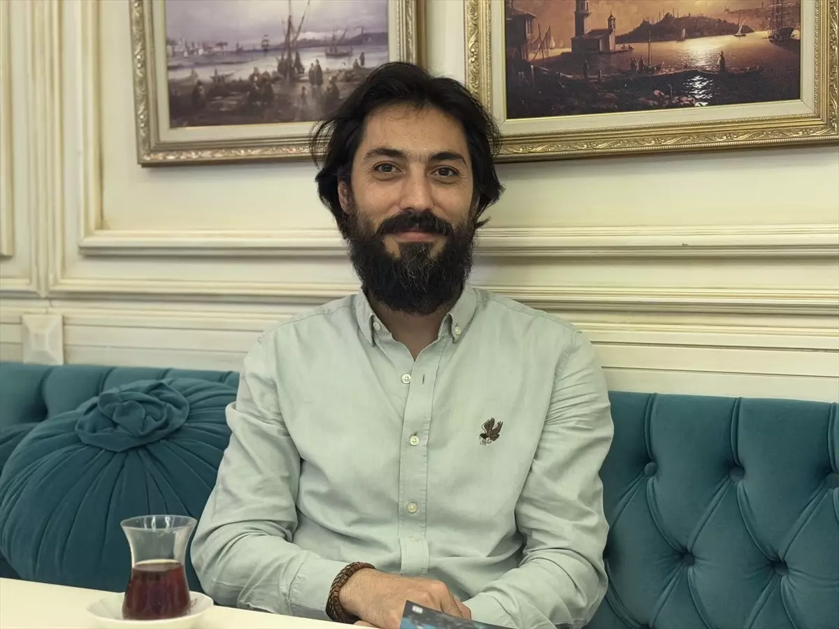 Yazar Sürmelioğlu, İstanbul'un geçmişi ve bugününü kurgusal evrende buluşturuyor