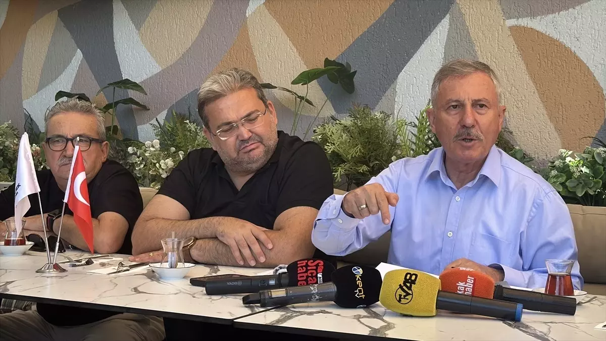 Selçuk Özdağ, Bodrum'da Gündemi Değerlendirdi