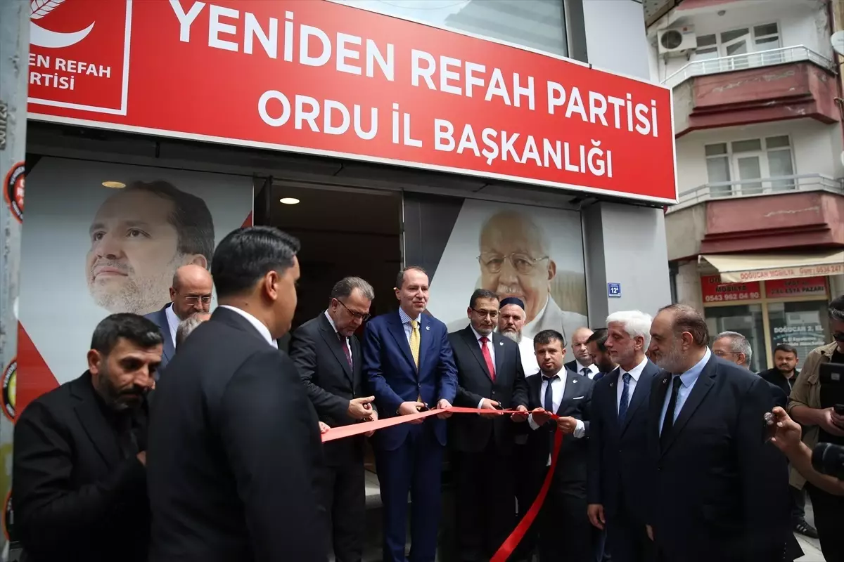Fatih Erbakan Giresun İl Kongresi'nde Açıklamalarda Bulundu