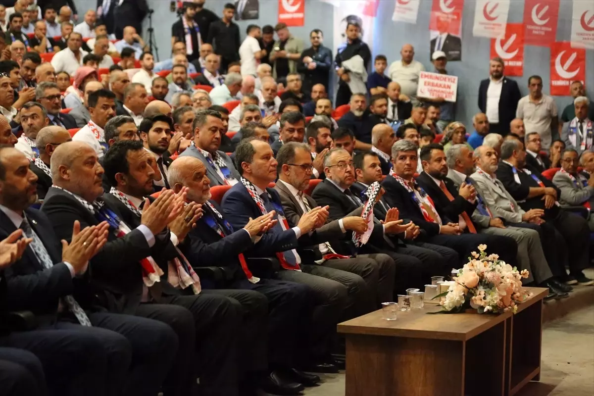 Fatih Erbakan: '57 Müslüman Ülke Ortak Hareket Etmeli'
