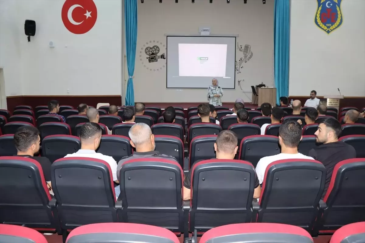 Yeşilay Batman Şubesi'nden Cezaevlerinde Bağımlılıkla Mücadele Eğitimi