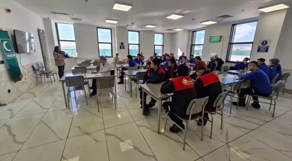 Yeşilay Bolu Şubesi Bağımlılıkla Mücadelede Hedef Büyüttü