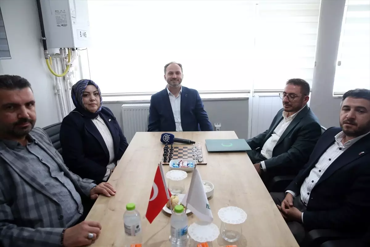 Yeşilay Genel Başkanı Dinç: 'Bağımlılıkla Mücadelede Herkesin Desteğine İhtiyacımız Var'