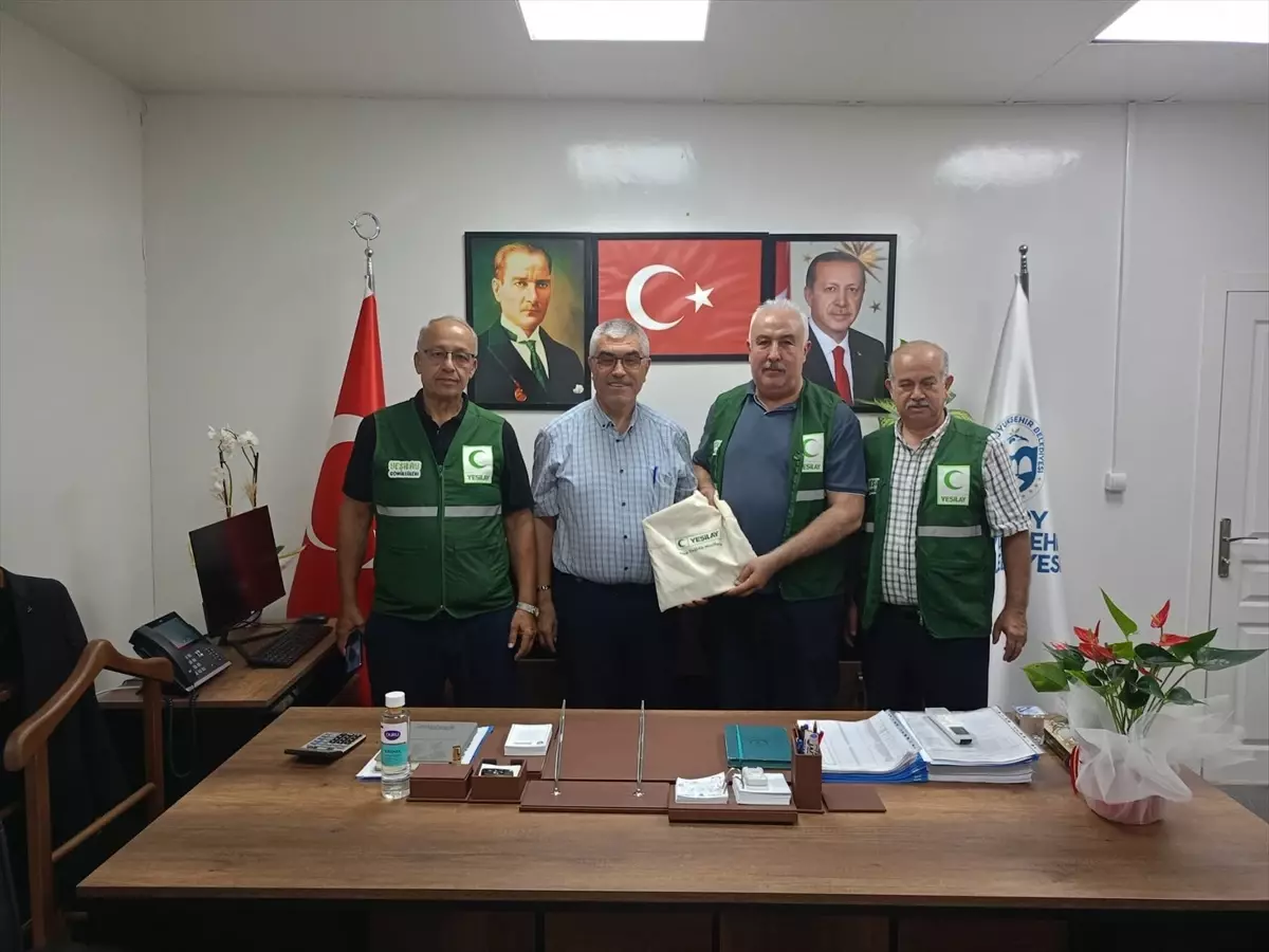 Yeşilay Hatay Şube Başkanı Kuyubaşıoğlu'ndan Muhtarlar Daire Başkanlığına Ziyaret