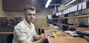 Yılın Kalfası Seçilen Metehan Arslan Altın Hasır İşlemeciliğinde Başarı Yakaladı