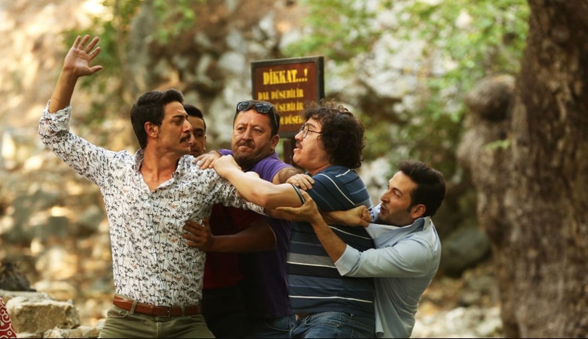 Yol Arkadaşım filmi oyuncuları kim, konusu ne, sonu nasıl bitiyor? Yol Arkadaşım filmi ne zaman, nerede çekildi?