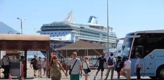 Marella Discovery 2 Kruvaziyeri Alanya'ya Ulaştı