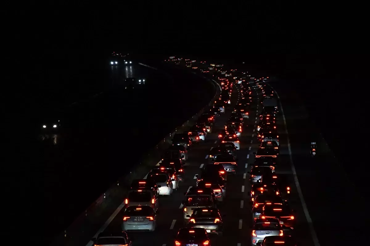 Kurban Bayramı Dönüş Trafiği Başladı