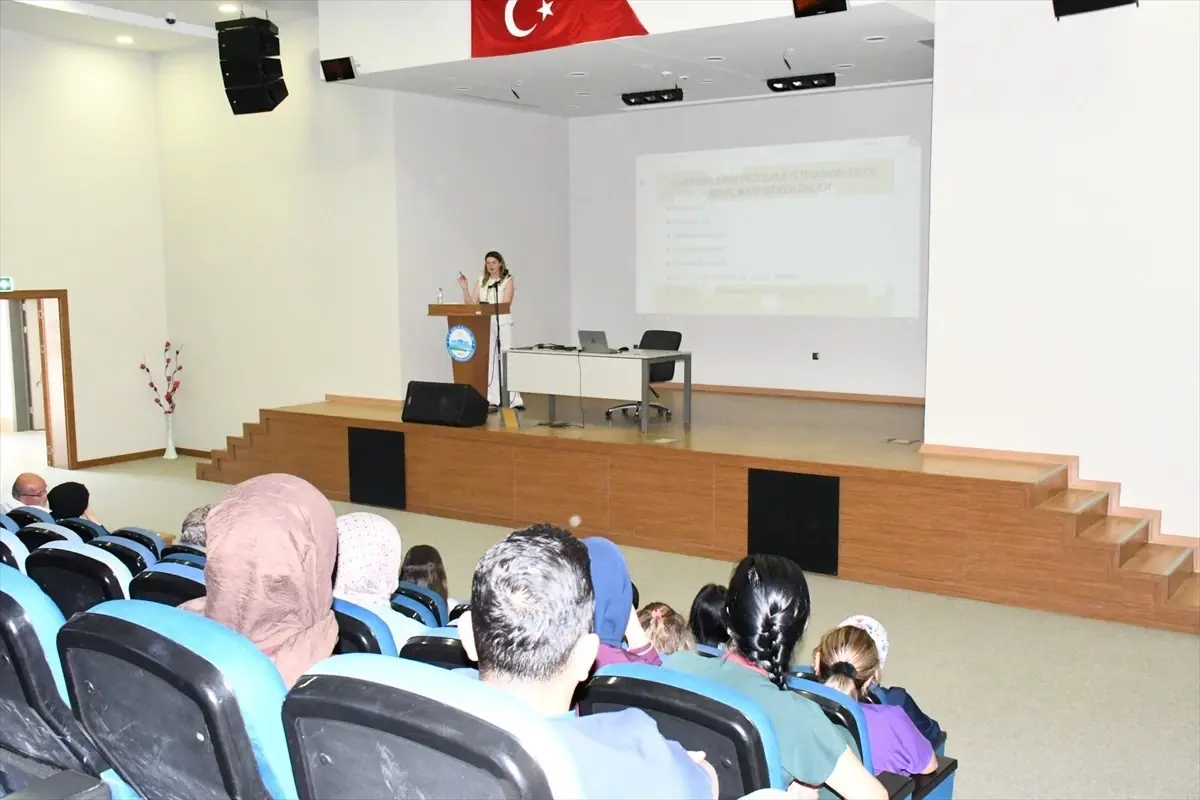 Yozgat Şehir Hastanesi'nde Patoloji Süreci Bilgilendirme Toplantısı