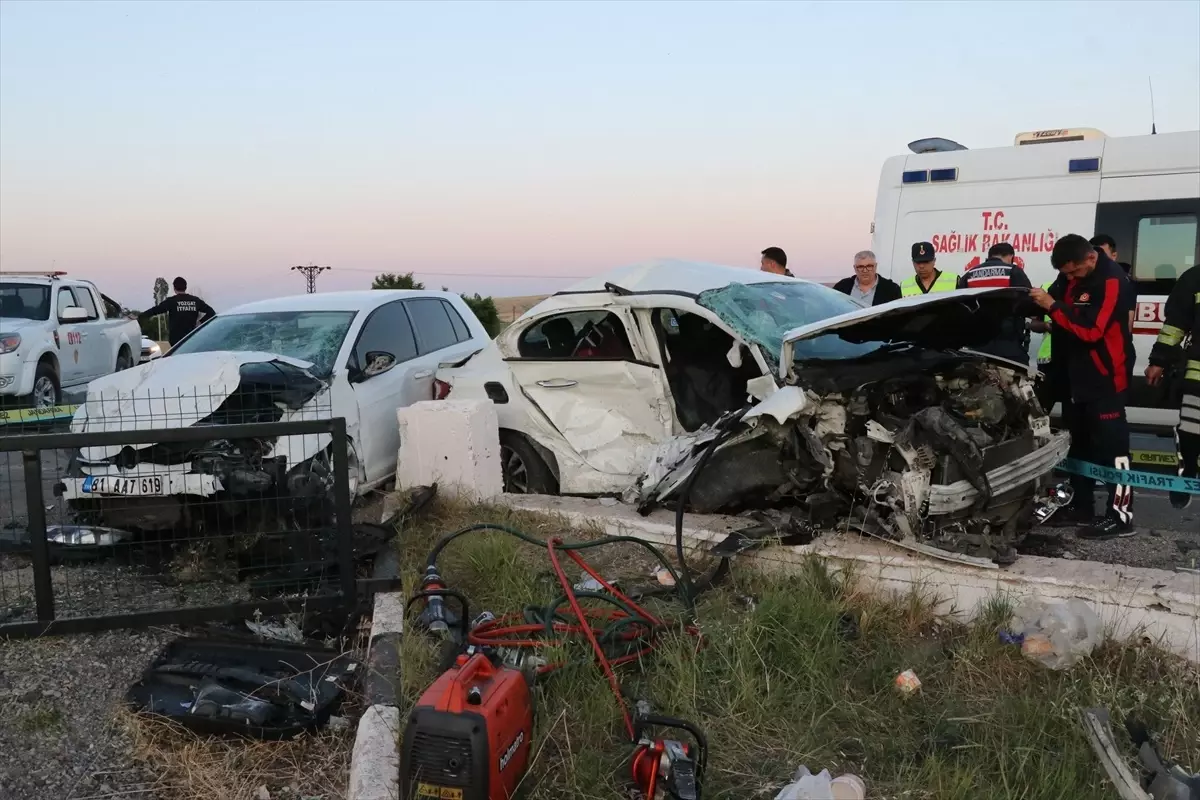 Yozgat'ta Trafik Kazası: 2 Ölü, 1 Yaralı