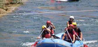 Yozgat Çekerek Irmağı'nda Rafting Heyecanı