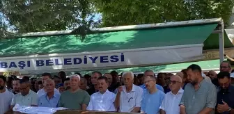 Yumurta Kabuğu Oyma Sanatçısı Hamit Hayran Son Yolculuğuna Uğurlandı