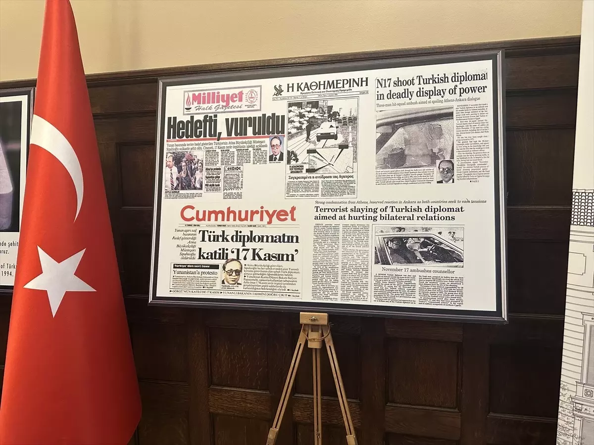 Yunanistan'da, 17 Kasım terör örgütünün şehit ettiği diplomat Sipahioğlu anıldı