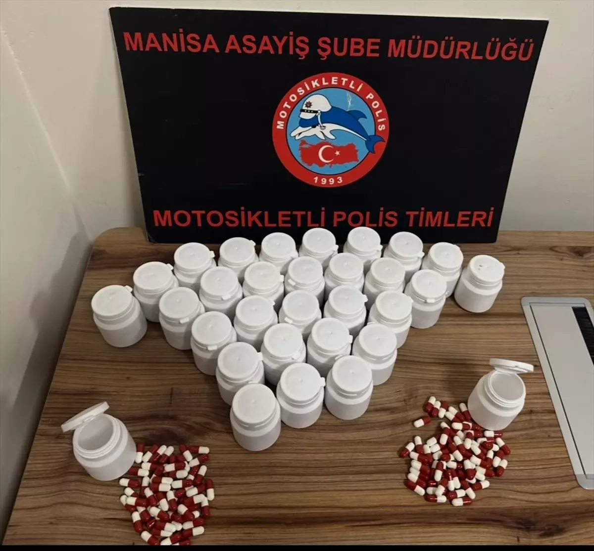 Yunusemre'de Uyuşturucu Operasyonu: 4 Kişi Gözaltında