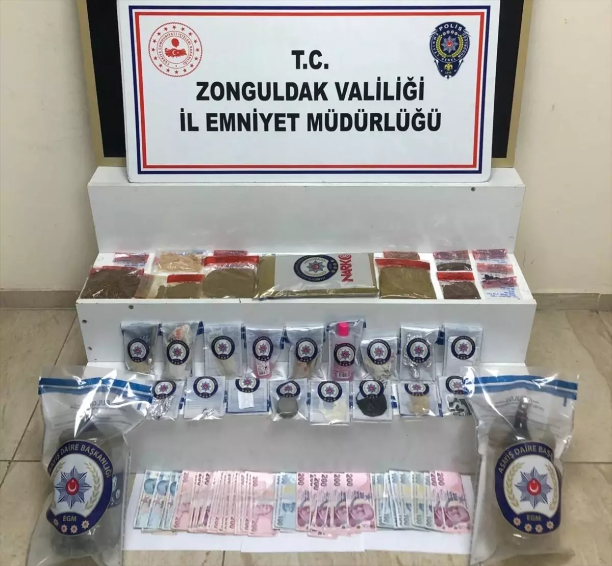 Zonguldak'ta Uyuşturucu Operasyonu: 3 Zanlı Tutuklandı